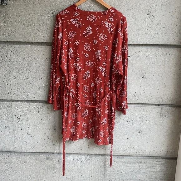 Miiyu Robe from Simons - Picture 11 of 12